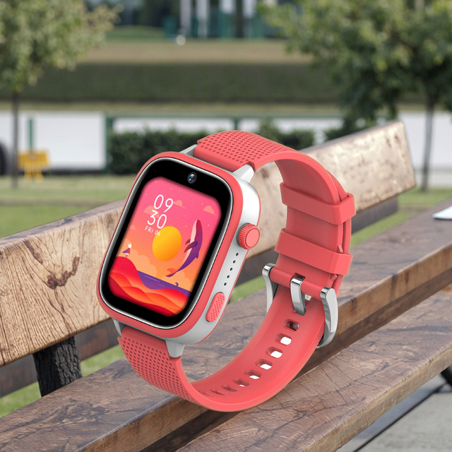 Factory New Wearable Devices Touch 1.83 Inch APP Download Smart Watch 4G Tracker Watch 8GB Android 8.1 Smartwatch Kids Gps Watch