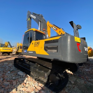 Excavatrice sur chenilles hydraulique d'occasion Volvo EC240 de 24 tonnes avec moteur puissant, fournie par l'usine, pour projets de construction - Product Image 2