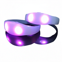 Bracelets personnalisés IFUN pour festivals de musique 2024, vente en gros, décoration de club, fête, contrôle DMX, LED RGB, ABS et silicone, intérieur/extérieur