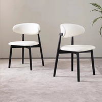 Chaise en cuir domestique pour salon chaise de salle à manger d'hôtel chaise de tapis souple pour tabouret de salle de réunion