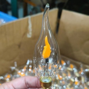 Nouvelles ampoules LED à effet de flamme vacillante en verre transparent E12, bougie LED à effet de flamme pour la décoration de Noël, d'Halloween et des fêtes - Product Image 3