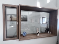 Ventana Moderna de Aluminio K1.1 de Alta Eficiencia Energética con Aislamiento Exterior, Acabado de Polímero de Madera, Insonorizada, para Baño, Fabricación OEM