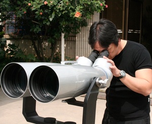 กล้องโทรทรรศน์สองตาคุณภาพสูง 25x150 พร้อมเลนส์ SAPO ตัวเรือนโลหะผสม ขาตั้งแบบ U Mount ปริซึม Bak4 สำหรับดูดาวหาง เนบิวลา ทางช้างเผือก และการสังเกตทางดาราศาสตร์ - Product Image 4