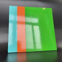 Glasliner 4 Ft. X 8 Ft. Panneaux sandwich muraux en polymère renforcé de fibre de verre (FRP) de couleurs multiples