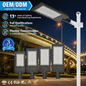 Lampadaire LED étanche IP66 personnalisable à bas <span class=keywords><strong>prix</strong></span> d'usine 50W 100W 150W 200W éclairage extérieur de cour de jardin de route - Product Image 1