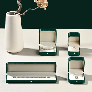 Caja de Joyería de Alta Gama para Anillos, Collares, Colgantes y Pulseras, Empaque Premium - Product Image 3