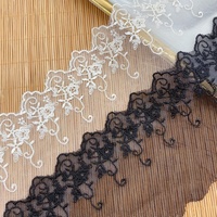 Dentelle en maille, broderie en dentelle, filament de polyester, tissu ondulé pour vêtements, accessoires de mode pour la maison, dentelle élégante soluble dans l'eau