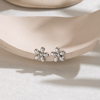 Boucles d'oreilles clous en zircon impérial pour femme, couleur or, cristaux, bijoux élégants, cadeau pour soirée, style ton or fin
