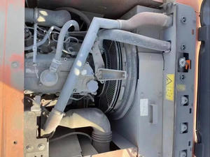 Excavatrice Hitachi 200-5 d'occasion, 20 tonnes, sur chenilles, moteur Isuzu, machine de construction japonaise à vendre - Product Image 5