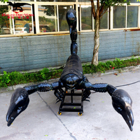 Centipède artificiel animatronique personnalisé en fibre de verre et métal, grande taille, pour parcs d'attractions, parcs d'aventure et jardins