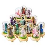 Bestseller Kristallspitzen-Obelisk Terrarium Natürlicher Edelsteinturm in Glaskuppel mit Konserviertem Blumenmoos zur Dekoration und als Geschenk