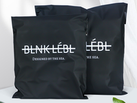 Emballage en plastique refermable de haute qualité personnalisé demi-Transparent noir mat givré Ziplock sac à fermeture éclair pour vêtements