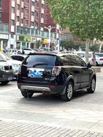 Prix de départ Voiture d'occasion Chevrolet Captiva 2014 2.4L 4x4 Édition haut de gamme avec toit ouvrant SUV 7 places en stock
