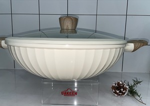 Elegante Set di Pentole Uakeen 9 Pezzi Antiaderenti: Casseruola 24-28cm, Padella Profonda 28cm, Wok 32cm, Teglia Pizza 24cm con Fondo per Induzione - Product Image 3