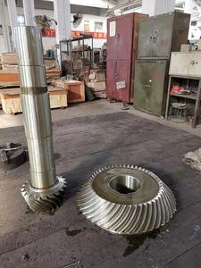 Hot Sale Spiral Bevel Gear and Shaft Different Size Crown Gear Shaft - Product Image 5