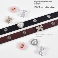 Collier pour animaux de compagnie en cuir PU, nouveau design, motif dessin animé, luxe, breloques DIY, décorations pour chiens et chats avec nœud et strass, vente en gros