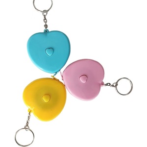 Ruban à mesurer souple en forme de cœur, format poche, multicolore, avec verrouillage automatique, pour la confection d'échantillons de vêtements, vente en gros - Product Image 5