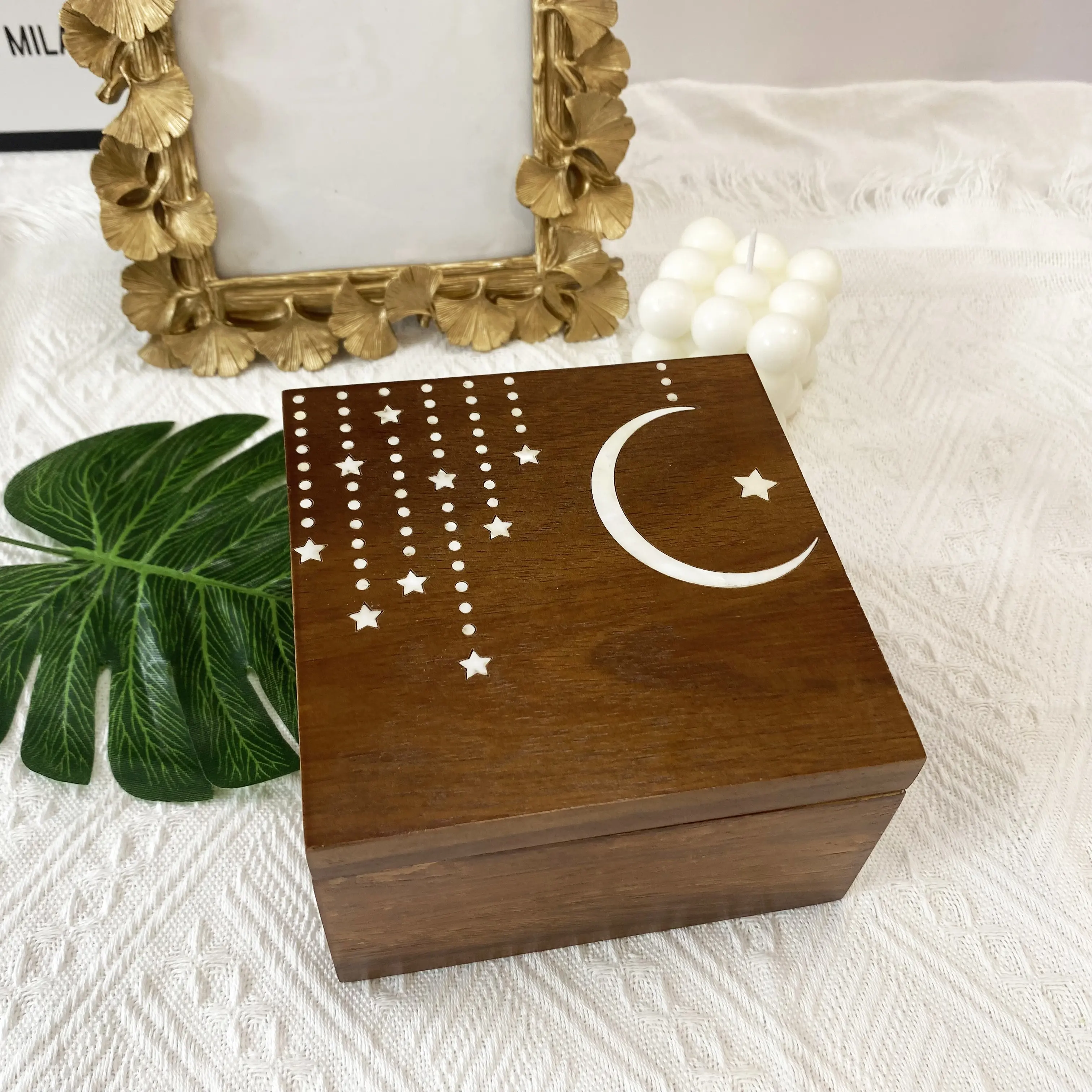 Custom Islamic Bismillah Ramadan Acacia Mother of Pearl Inlay Gift Storage Wooden Box For Gift Eid