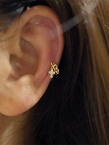 Pendientes de Plata de Ley S925 con Cruz Trenzada Dorada, Diseño Creativo Mini, Pendientes para Mujer - Product Image 5
