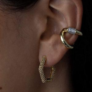 2025ใหม่ต่างหูเพชรทรงหกเหลี่ยมประดับเพชรขนาดกลางยอดนิยมและละเอียดอ่อน - Product Image 6