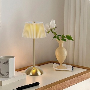 Sắt <span class=keywords><strong>Led</strong></span> Ánh Sáng Ban Đêm Bảng Đèn Chuyển Đổi Điều Khiển Thân Thiện Với Môi Thiết Kế Hiện Đại Cho Phòng Ngủ Cạnh Giường Ngủ Thanh Nhà Hàng Bầu Không Khí Chiếu Sáng - Product Image 3