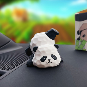 Statuetta Miniatura di Panda in Stile <span class=keywords><strong>Intaglio</strong></span> del Legno, Creativa Bambola Cartoon per Decorazione Auto, Casa e Scrivania - Product Image 4