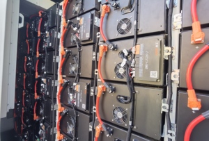 Système de <span class=keywords><strong>Stockage</strong></span> d'Énergie Industriel et Commercial Tout-en-un 50kW 100kW 500kW LiFePO4 en Armoire Hors Réseau et Sur Réseau - Product Image 4