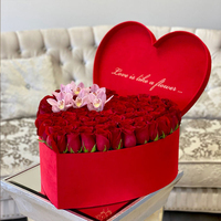 Boîte à fleurs cadeau en forme de coeur en velours rouge de luxe pour la Saint-Valentin boîte à fleurs de fête de mariage boîte d'emballage cadeau pour bouquet