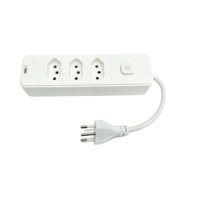 Multiprise 4 prises 3 broches 10A 250V blanche haute capacité pour la maison ou le bureau – Brésil