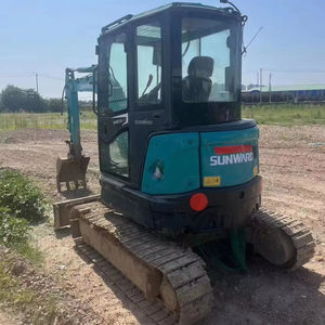 Mini-excavatrice SUNWARD SWE35UF d'occasion, excavatrices d'occasion SWE35, mini-excavatrice sur chenilles pour travaux de terrassement - Product Image 1