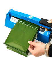 Sac d'emballage pour grains de café en PET recyclé de qualité supérieure avec impression en gravure, finition mate, fermeture éclair refermable, pochette debout
