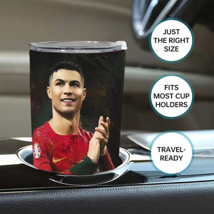 Gobelet isotherme en acier inoxydable 20 oz pour voiture, avec impression CR7, pour <span class=keywords><strong>la</strong></span> <span class=keywords><strong>Coupe</strong></span> du Monde 2026, pour les fans <span class=keywords><strong>de</strong></span> football, pour café et bière - Product Image 1