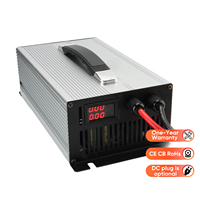 Chargeur de batterie pliable en alliage d'aluminium C2500P 84V DC 1800W-2500W pour chariots élévateurs électriques, voiturettes de golf et véhicules de tourisme