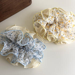 Diadema de Gasa con Doble Capa de Encaje Floral y Pliegues para Mujer, Banda Elástica para el Cabello - Product Image 6