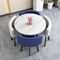 Ensemble de table et de chaises de salle à manger moderne 4 places en gros, design économique en bois pour salon, restaurant