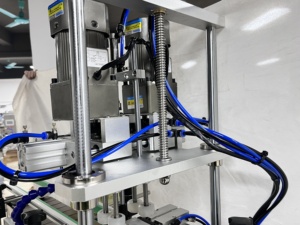 Piccola macchina automatica per tappatura <span class=keywords><strong>Desktop</strong></span> del coperchio della bottiglia idee per macchine per piccole imprese - Product Image 4