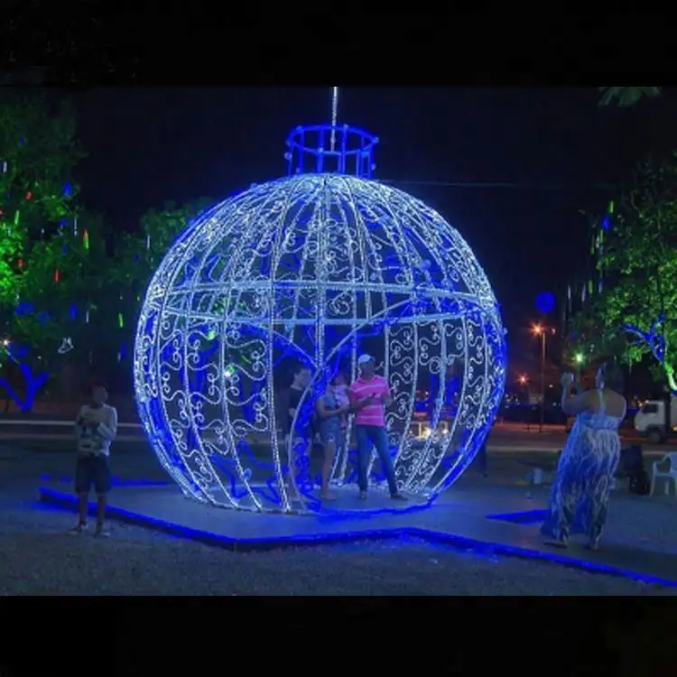 European Popular IP65 Custom Decorative Light Motif Ball Giant Large Led Light Ornament For Street Festive Decorations