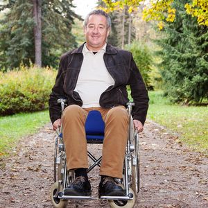 Limitador de asiento para silla de ruedas, cojín anticaída para personas mayores, cinturón de seguridad, uso manual para silla de ruedas, material de algodón antideslizante - Product Image 2