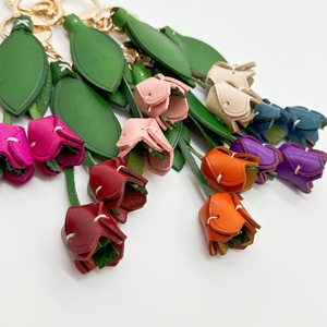 Breloque de sac en cuir véritable faite à la main en forme de tulipe avec fermoir, pendentif fleur, accessoires pour sacs pour femmes - Product Image 5