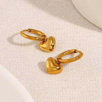 Boucles d'oreilles créoles cœur en acier inoxydable plaqué or 18 carats pour femme, petites créoles délicates, cadeau romantique pour fête, vente en gros OEM