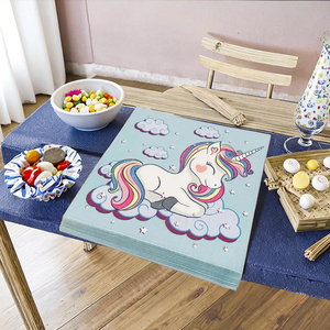 Sunshine Rainbow Little Horse 33*33 Serviette à <span class=keywords><strong>trois</strong></span> couches adaptée à toutes <span class=keywords><strong>les</strong></span> occasions - Product Image 4