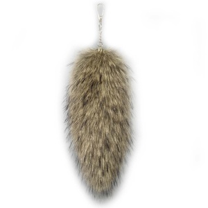 Portachiavi in finta pelliccia di <span class=keywords><strong>animale</strong></span> di volpe in peluche con coda di procione morbida e soffice portachiavi pelosi giocattoli Cosplay decorazioni con pon Pom ciondoli personalizzati - Product Image 5