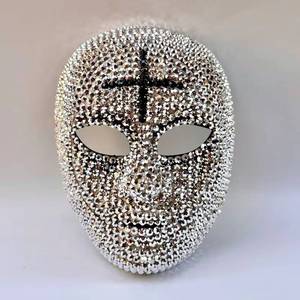 Masque de mascarade en plastique premium avec strass, thème cinéma et télévision, tendance, scintillant, couvre-tout le visage, Halloween - Product Image 2