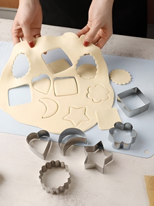 Small Stainless Steel Flower & Leaf <b>Cookie</b> Cutter Set Fondant Biscuit Cutter Cake Molds DIY <b>Tools</b> - Product Image 1