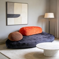Zeitgenössisches Modernes Holz-Ecksofa in Steinoptik mit Stoffbezug für Wohnzimmer, Apartment, Hotel und Villa