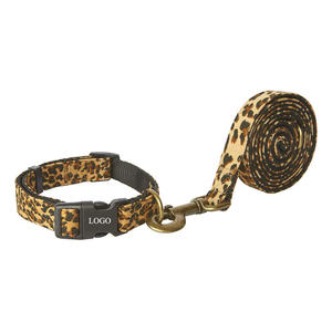Kit de fabrication d'animaux avec collier et laisse, en tissu floqué, motif guépard, produit pour chiens - Product Image 1