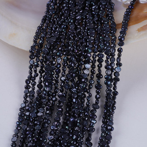 Direct Factory Sale New 3-4mm <b>Black</b> Two Sided Light Side Hole Freshwater Pearl Button <b>String</b> Natural Semi-Finished Product - Product Image 1