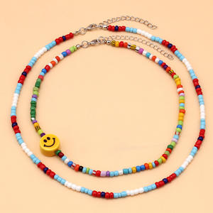 Collar de Cuentas de Colores con Colgante de Cara Sonriente, Joyería de Fiesta Estilo Bohemio, Gargantilla Corta, Accesorio de Moda - Product Image 1