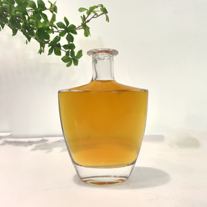 Bán buôn 50 <span class=keywords><strong>ml</strong></span> 100ml 200ml 375ml 500ml 700ml <span class=keywords><strong>750</strong></span> <span class=keywords><strong>ml</strong></span> rượu mạnh Vodka rượu chai thủy tinh với nút chai hoặc nắp vặn để bán - Product Image 2