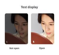 Miroir de courtoisie de maquillage moderne à LED haut de gamme antidérapant Table cosmétique lumineuse portable avec lumières pour la salle de bain